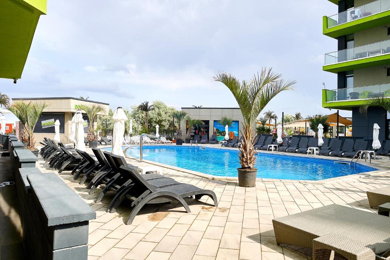 Blu Sea View Apartment - Spa Pools Beach Resort Mamaia Exterior foto