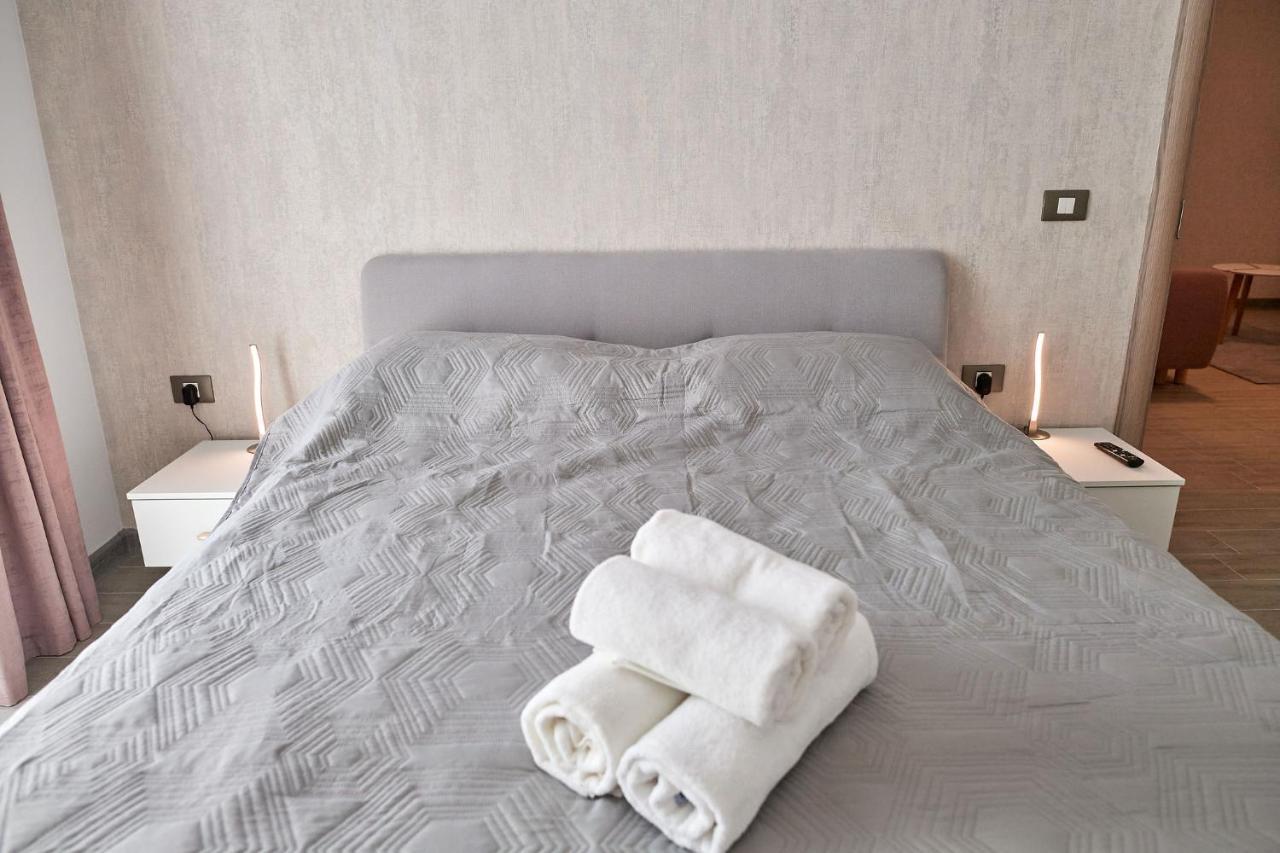 Blu Sea View Apartment - Spa Pools Beach Resort Mamaia Exterior foto