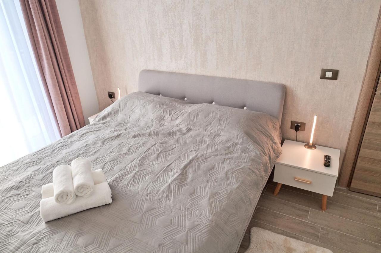 Blu Sea View Apartment - Spa Pools Beach Resort Mamaia Exterior foto